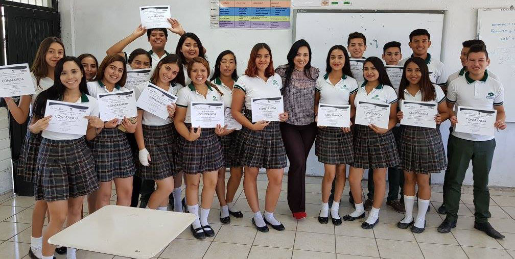  #CONALEPGuaymas entregó  constancias PLANEA 2017 a los alumnos participantes.                                                                                                                                                                            