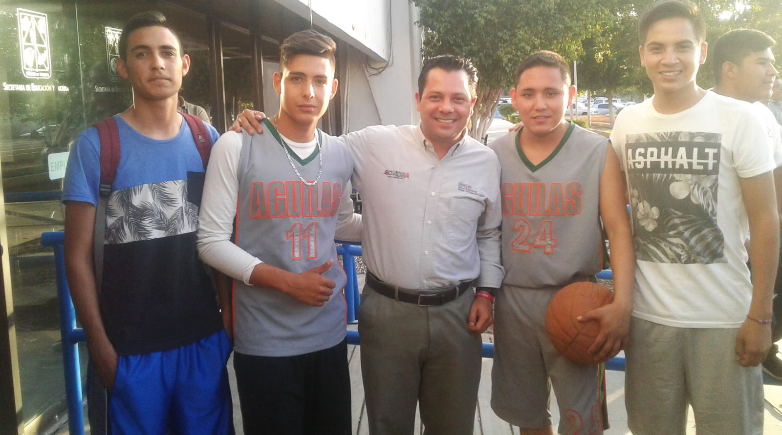 CONALEP HERMOSILLO II PRESENTE EN LA INAUGURACIÓN DEL TORNEO DE TERCIAS 