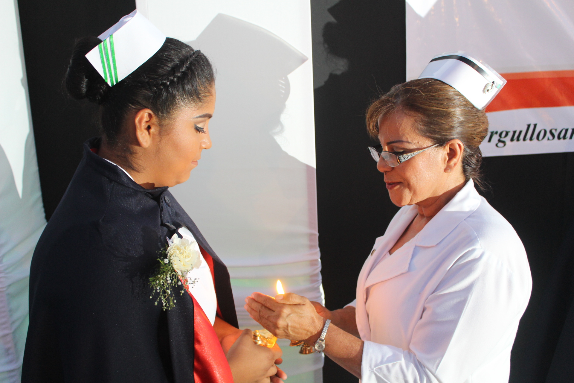 TIENE CONALEP SAN LUIS RIO COLORADO CEREMONIA “PASO DE LA LUZ”.